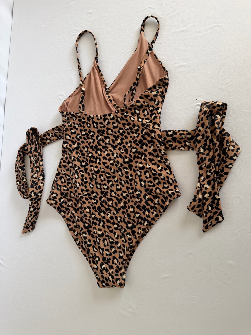 Aerie Full Coverage Leopard Print One Piece Wrap Swimsuit Size M - Picture 4 of 7